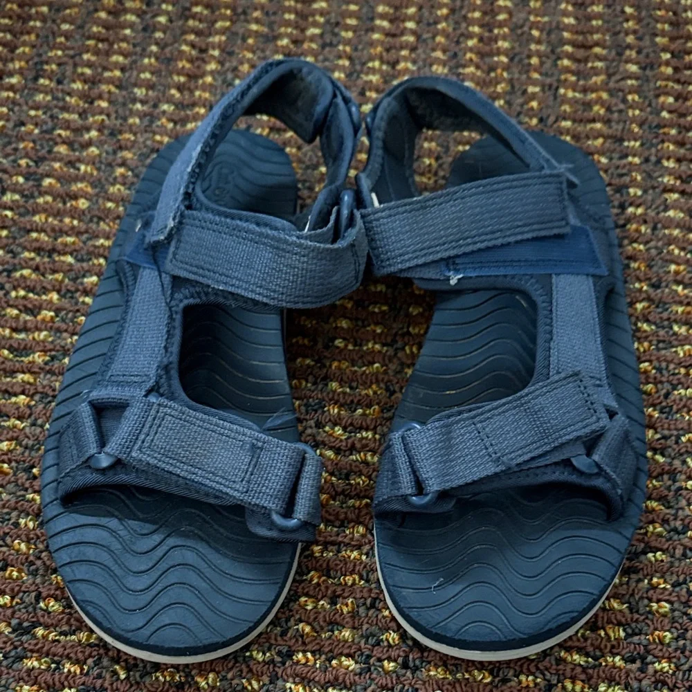 Cat & Jack Navy Kids Sandals